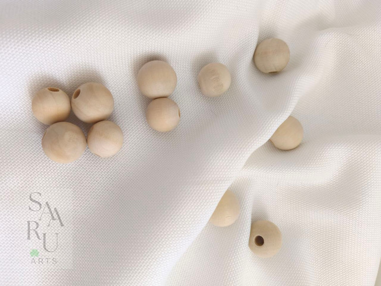 گوی چوبی . توپ چوبی