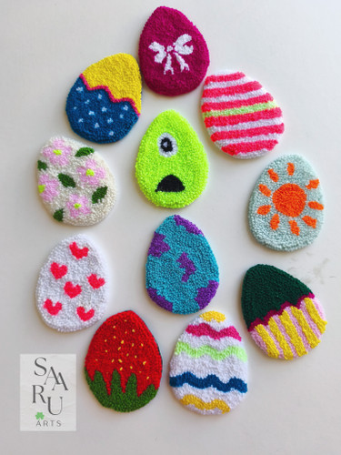 زیر لیوانی تخممرغ رنگی پانچ دوزی (راگ ماگ)